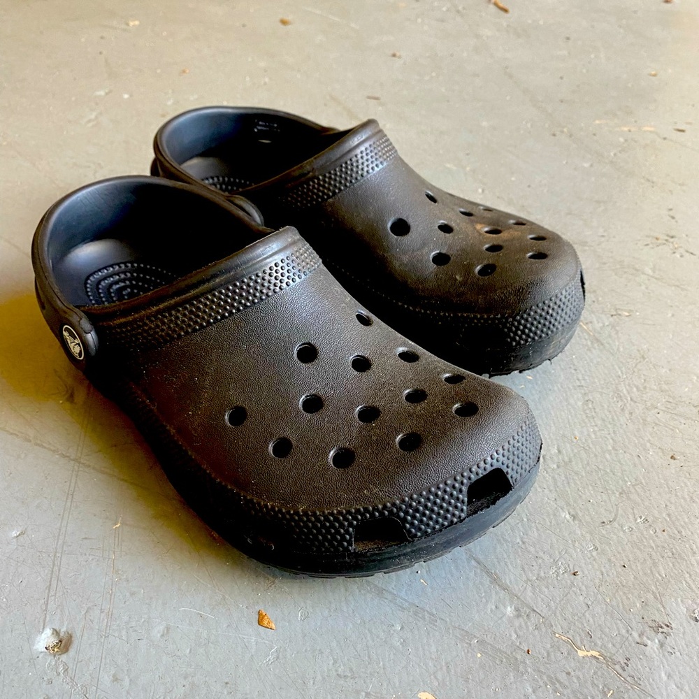 Youth crocs